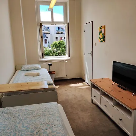 Διαμέρισμα Cozy Flat At Zizkov & Free Parking Πράγα