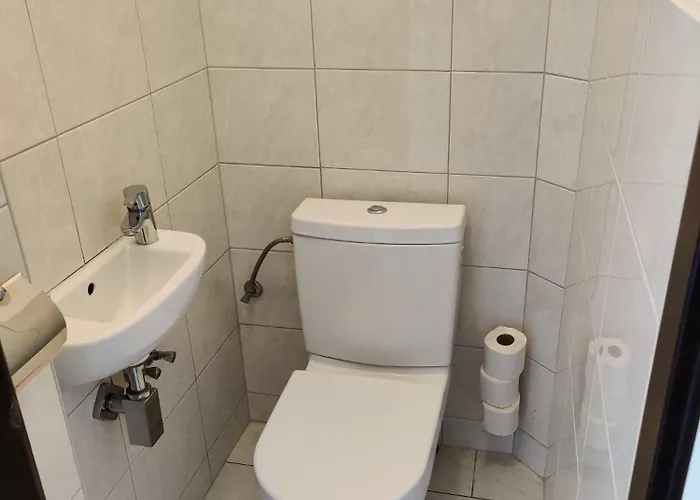Apartment Cozy Flat At Zizkov & Free Parking *