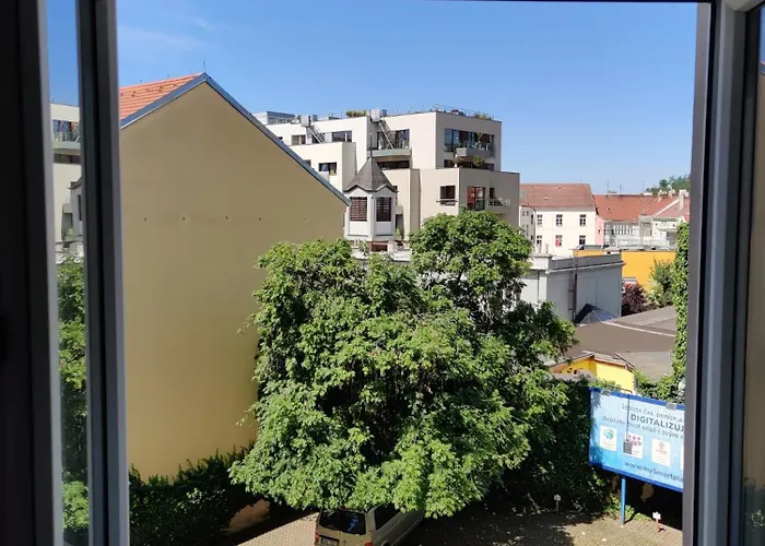 Cozy Flat At Zizkov & Free Parking *